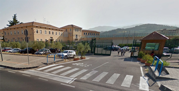 Calabria: Credono sia evaso da carcere Cosenza, in realtà si era nascosto