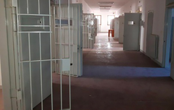 Carceri, Osapp: “A Palmi aggredito un agente, urgono interventi”