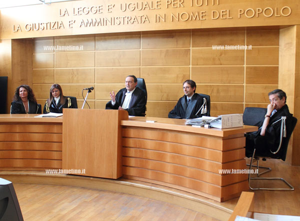 care-si-insedia-tribunale-lamezia-2014.jpg