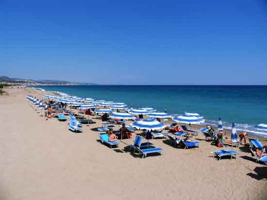 Calabria, le cinque Bandiere Blu 2011 sono tutte sullo Jonio
