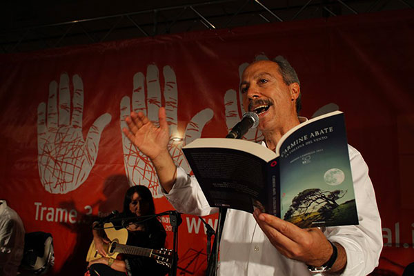 Lamezia, il romanzo "L’albero della fortuna" di Carmine Abate al Civico Trame 