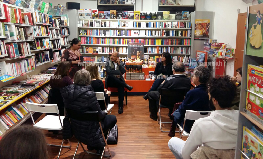 Lamezia, presentato “Il banchetto di nozze” il nuovo libro di Carmine Abate