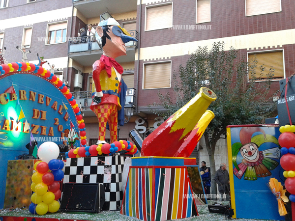 “Carnevale Lamezia”: edizione estiva, diamo a Cesare quel che è di Cesare