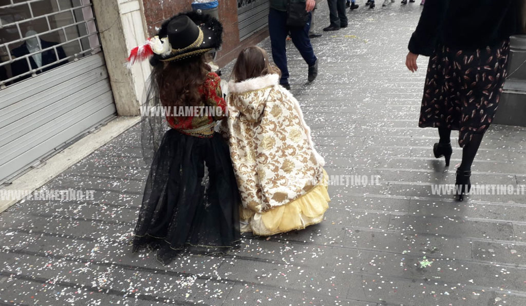 carnevale-2019-festa-corso-lamezia-2.jpg