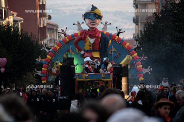 carnevale-201r5-lamezia-laterm.jpg