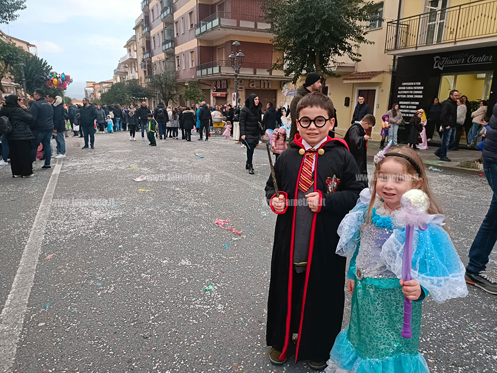 carnevale-at-19.24_0b489.jpg