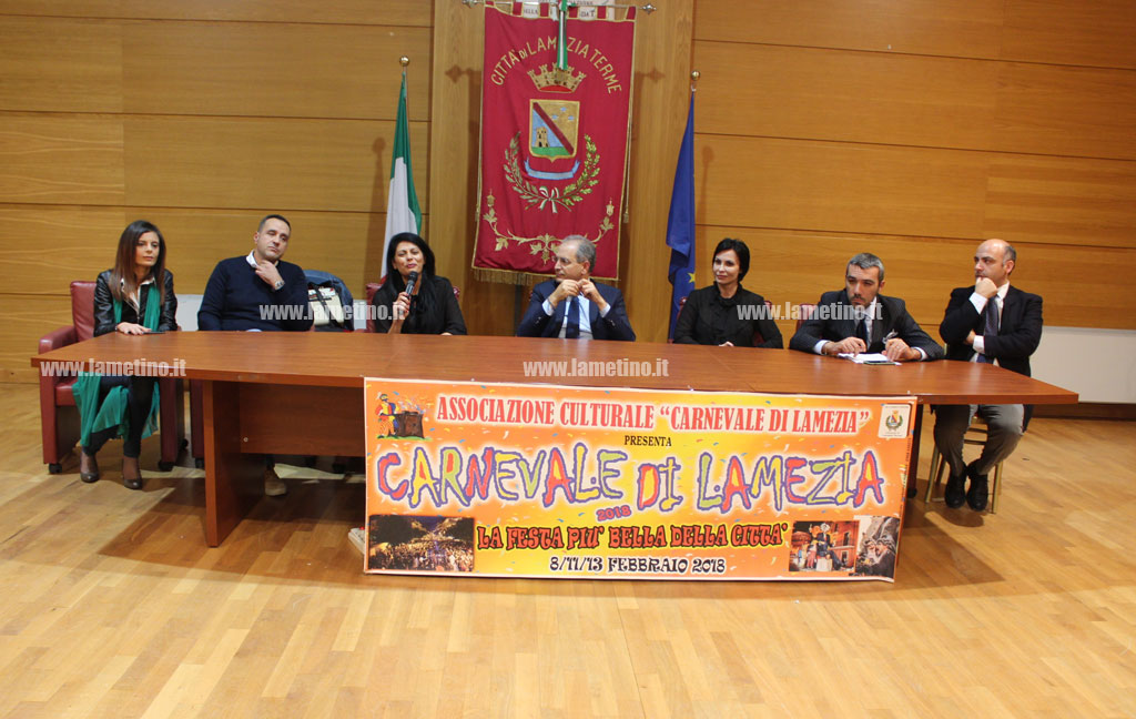 Lamezia, Carnevale 2018: cinque i giganti dell'allegria che sfileranno l'8, 11 e 13 febbraio. Ci sarà anche un carro dedicato a Rambaldi