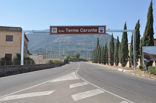 Lamezia, bambini dell'Oratorio del Sorriso tra natura e storia a Caronte 