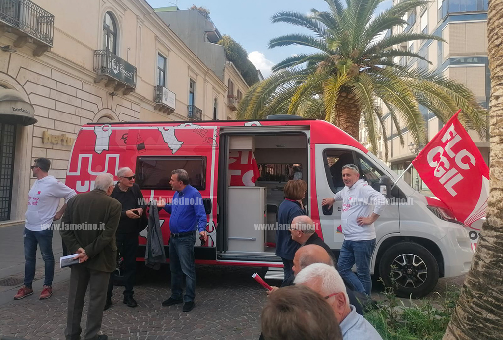 carovana-cgil_456f3.jpg