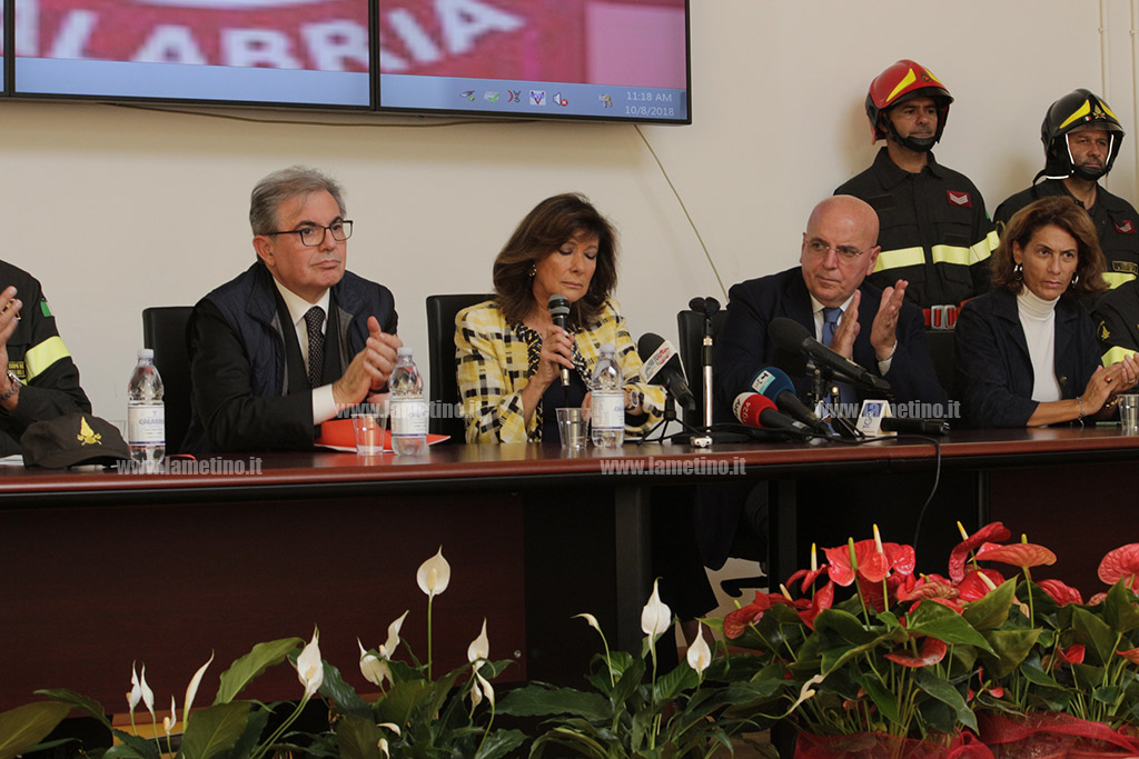 casellati-vigili-lamezia-oliverio-ferrandino-81018.jpg