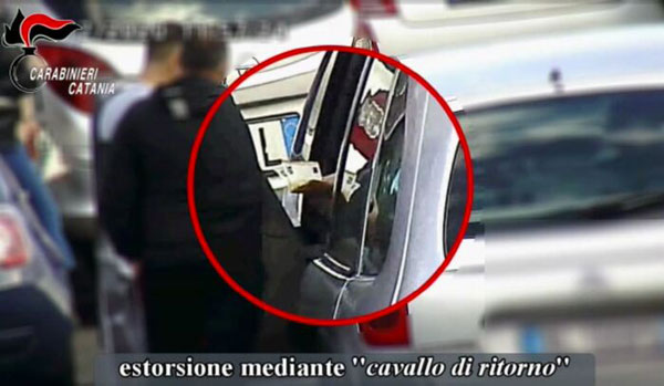 Blitz dei carabinieri a Catania, coinvolta anche la Calabria: 68 arresti per droga, estorsione e furti