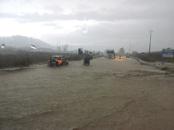 catanzaro-maltempo-19-11-2013.jpg