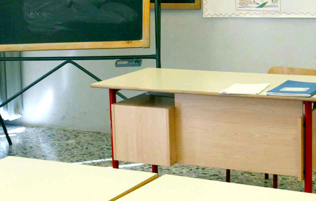 Destituita docente calabrese assente per 20 anni su 24 di servizio