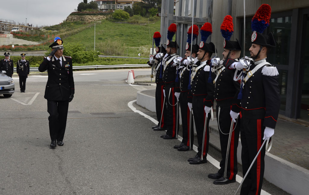 Saluto di commiato del Gen. Silvio Ghiselli al Comando Legione Carabinieri Calabria