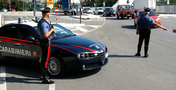 Sorpreso a rubare in abitazione nel catanzarese, arrestato