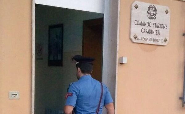 Maltrattamenti in famiglia, arrestato 26enne nel reggino
