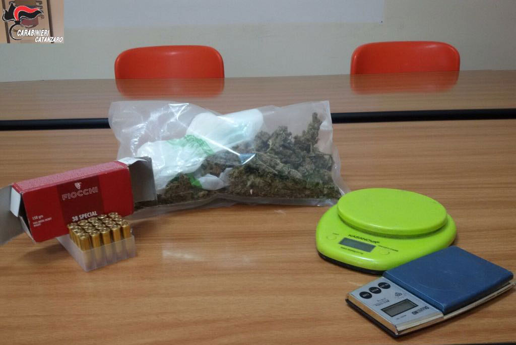 Trovato con marijuana, ai domiciliari 30enne di Maida