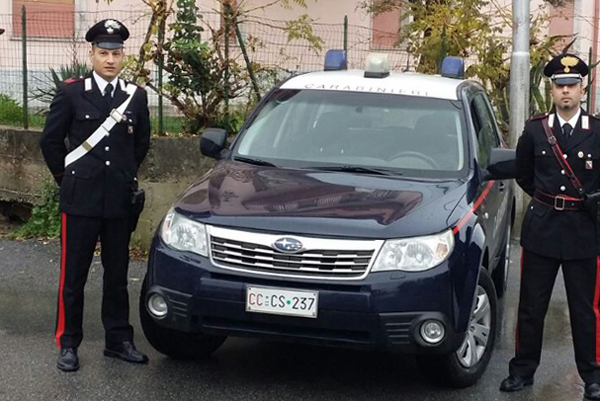 Aggredisce convivente davanti figlio di un anno, arrestato a Simeri Crichi