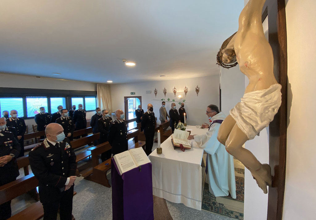 Carabinieri celebrano “13° giornata del ricordo dei Caduti militari e civili nelle missioni internazionali per la pace”a Catanzaro