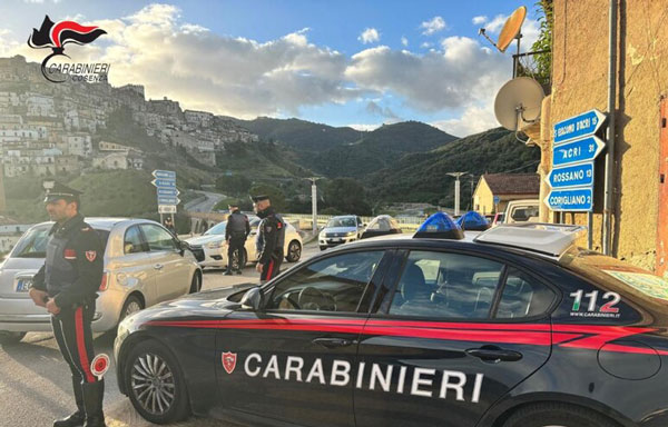 In video sui social picchiano loro familiare disabile nel Cosentino, indagati 