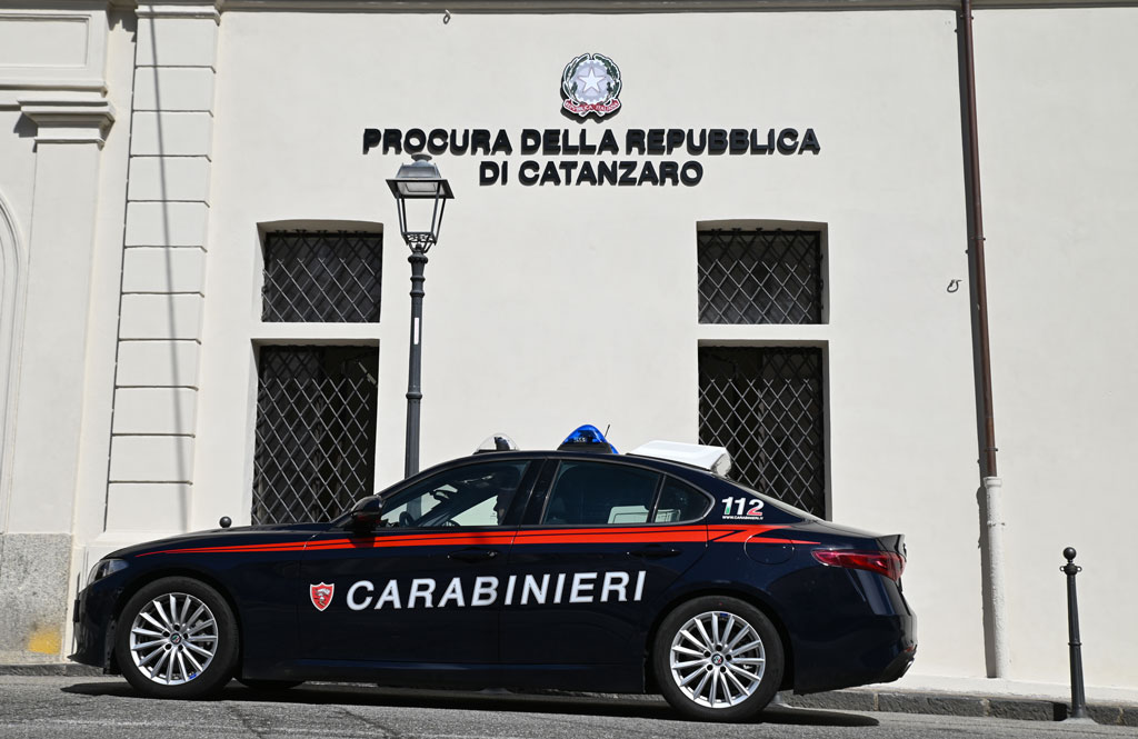 Controlli dei carabinieri per prevenzione e repressione di reati: denunce e un arresto nel Catanzarese