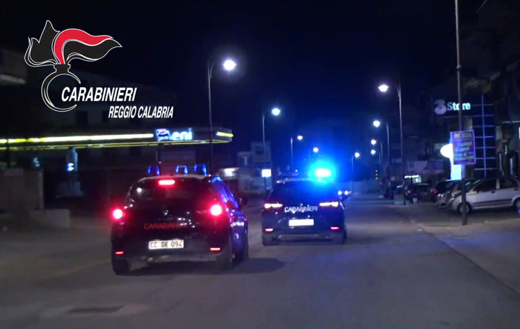Sorpreso a rubare finestre da edificio popolare, arrestato a Rosarno