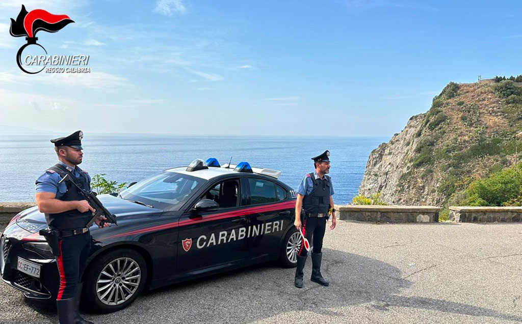 Controlli carabinieri nel Reggino, trovato un ciclomotore rubato 23 anni fa