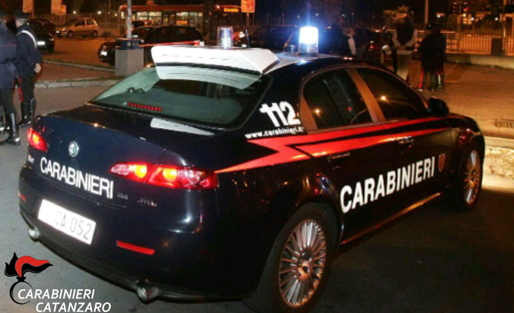 Allacci abusivi alla rete elettrica, 5 arresti a Catanzaro