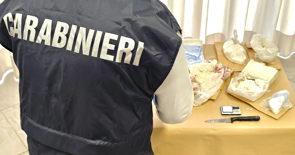 Lamezia, trovato in casa con cocaina per un valore di 150mila euro: arrestato 49enne