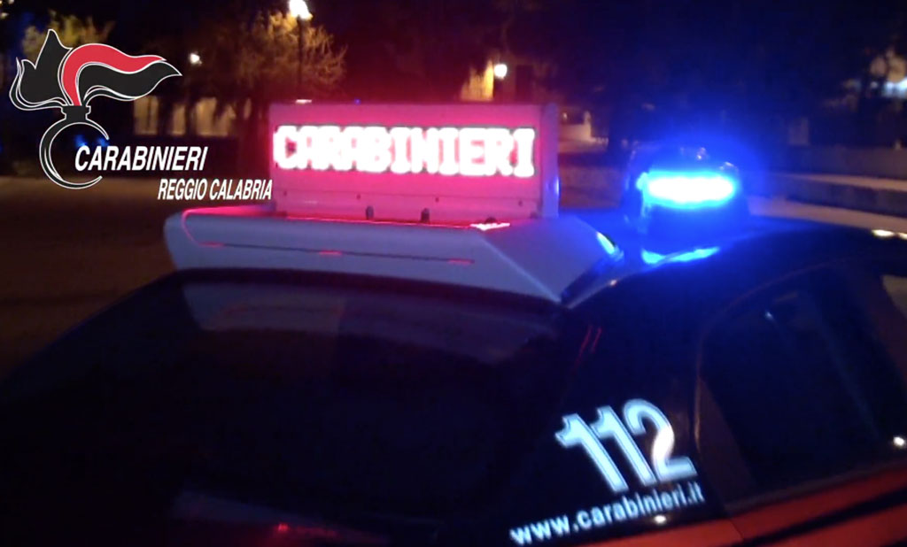 Aggredisce madre ed ex compagna, ferita anche figlia di 7 mesi: arrestato a Reggio