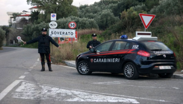 Marijuana nel vano motore, arrestato 21enne a Soverato