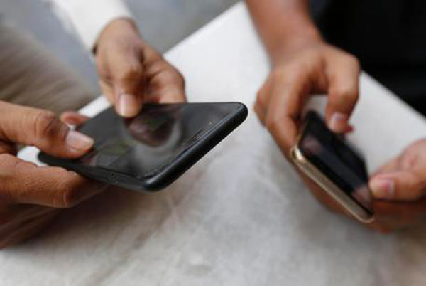 Stalking e revenge porn a danno della ex, un arresto a Crotone