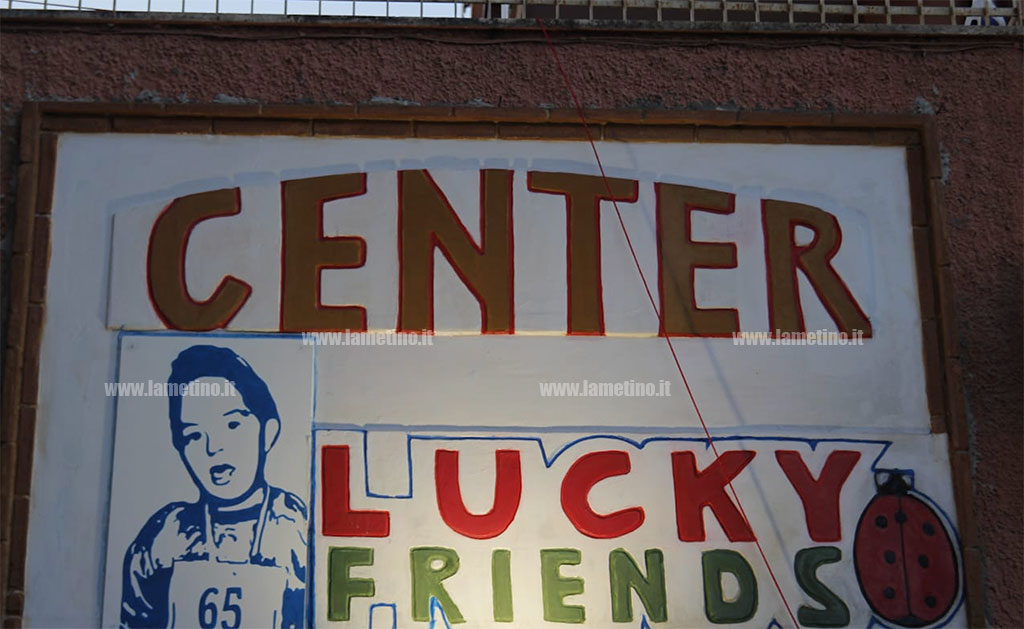 center-lucky-frieds-4-300918.jpg