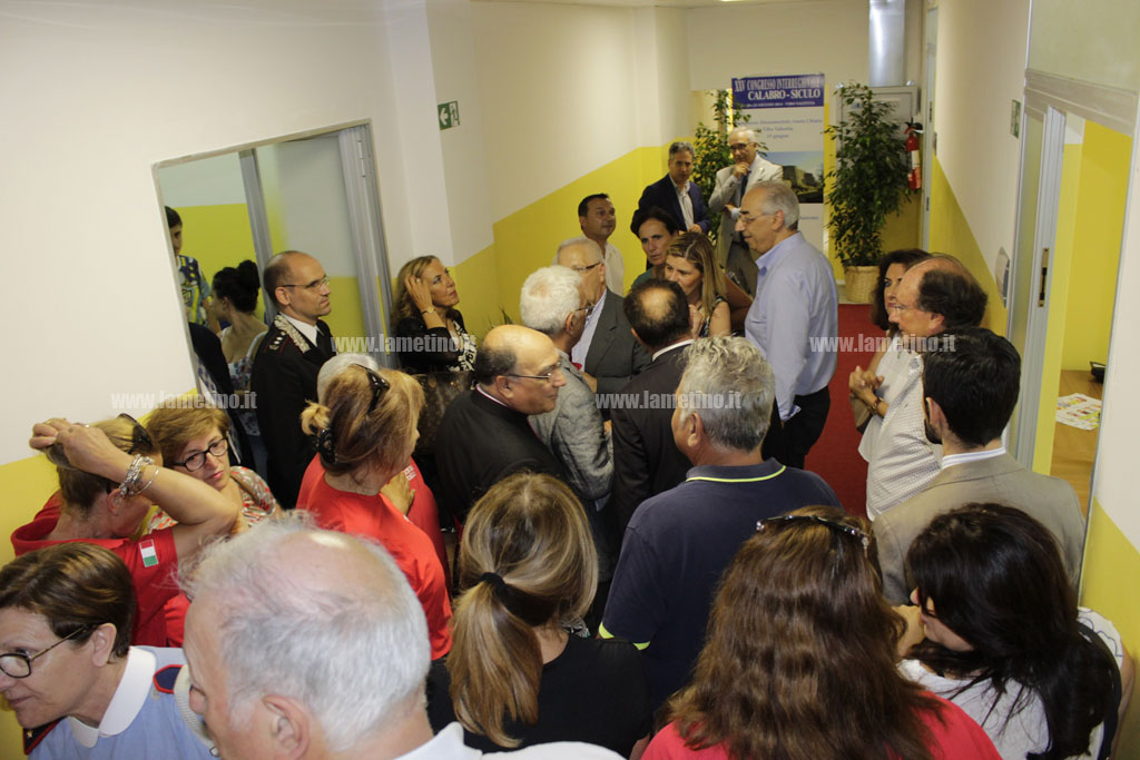 centro-vaccinazione-lamezia-inaugurazione4.jpg