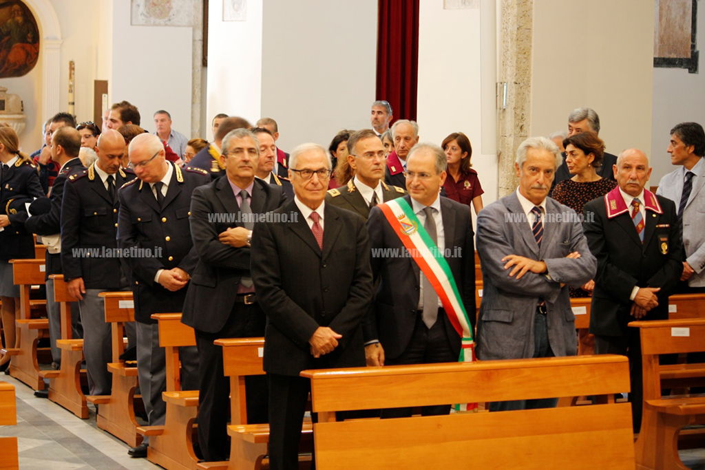 cerimonia-polizia.jpg
