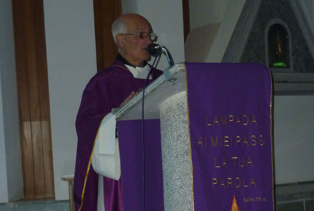 Lamezia, lezione magistrale di monsignor Ferraro alla “Scuola per la famiglia”