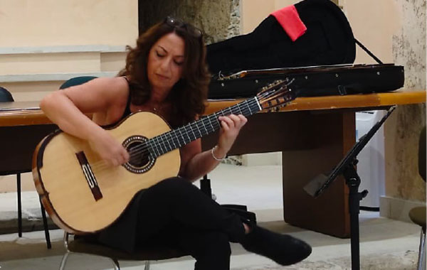 La chitarrista Angela Centola al “Festival sei Corde” il flamenco al Conservatorio di Nocera Terinese
