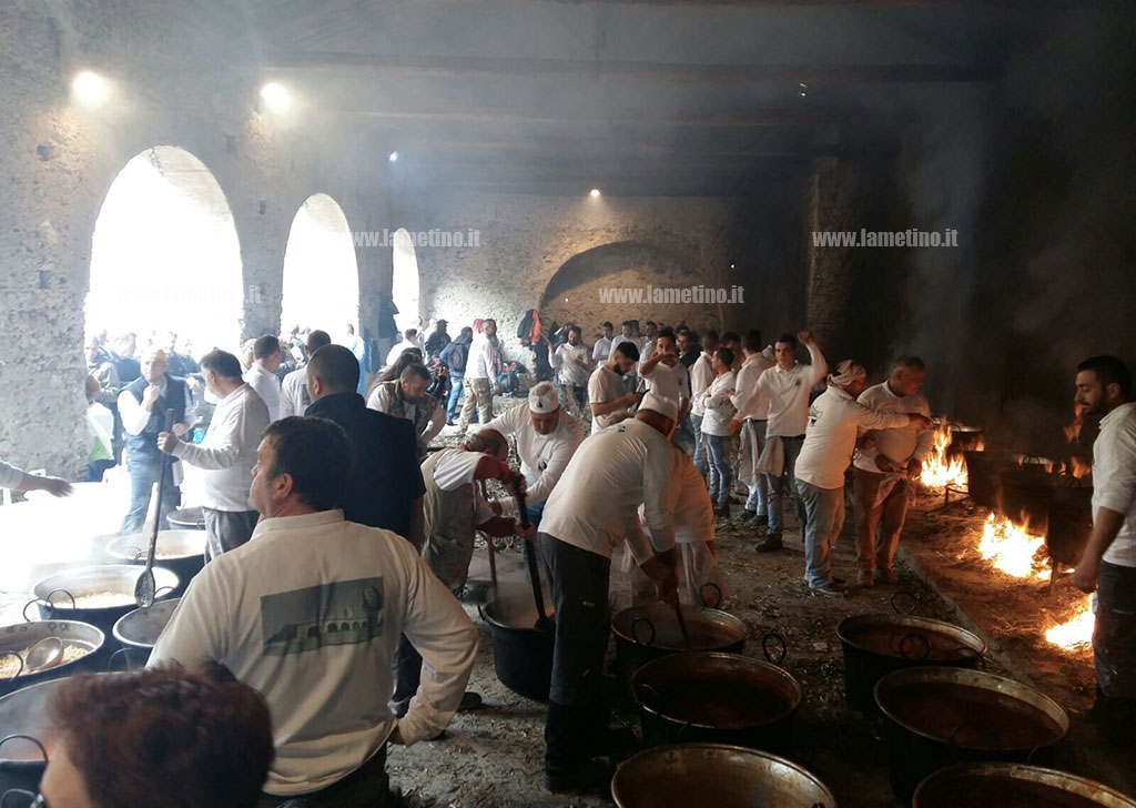 Si rinnova a Maida la tradizionale "ciciarata" in onore di San Francesco di Paola