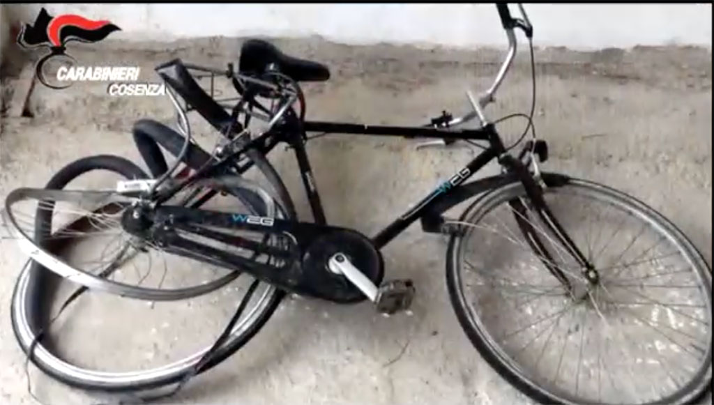 Giovane in bici travolto e ucciso su SS106 a Corigliano, arrestato 23enne