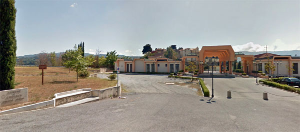 Calabria: Mancano loculi, bare “in attesa” a cimitero Cosenza