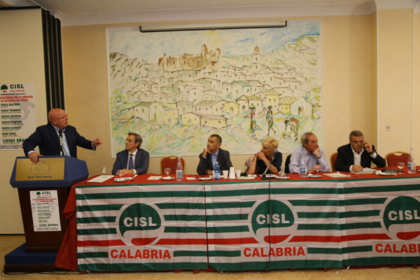 Lamezia: convegno Cisl sul tema "Il Mezzogiorno per la crescita e lo sviluppo del Paese"