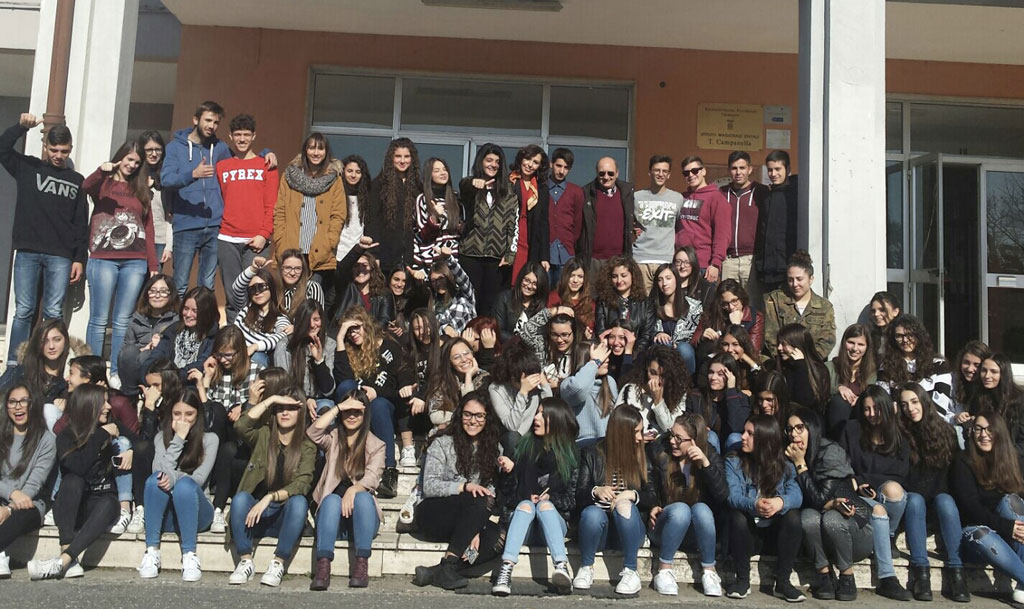 Lamezia, il Liceo Campanella tra i finalisti del concorso di Ludolinguistica della Comix
