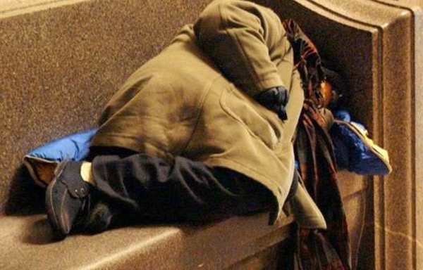 Welfare, Bruni: "Presentata legge regionale per garantire ai senzatetto il medico di base"