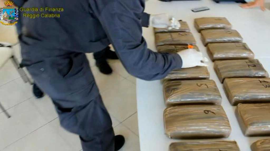 'Ndrangheta, traffico cocaina in porto Gioia Tauro: 4 arresti