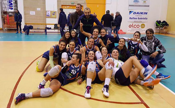 Volley, Cofer Lamezia batte Santa Teresa al tie-break e chiude saldamente in vetta il 2017