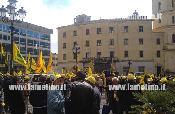 Calabria: Manifestazione Coldiretti a Catanzaro su problemi comparto agricolo