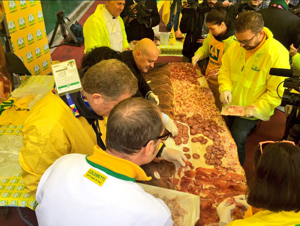 Coldiretti: allarme carne, preparato superpanino con salsiccia calabrese
