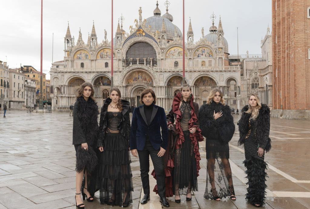 Lamezia, lo stilista Anton Giulio Grande presenta nuova collezione di alta moda a Venezia