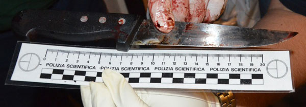 Ucciso a coltellate a Crotone, fermato 22enne