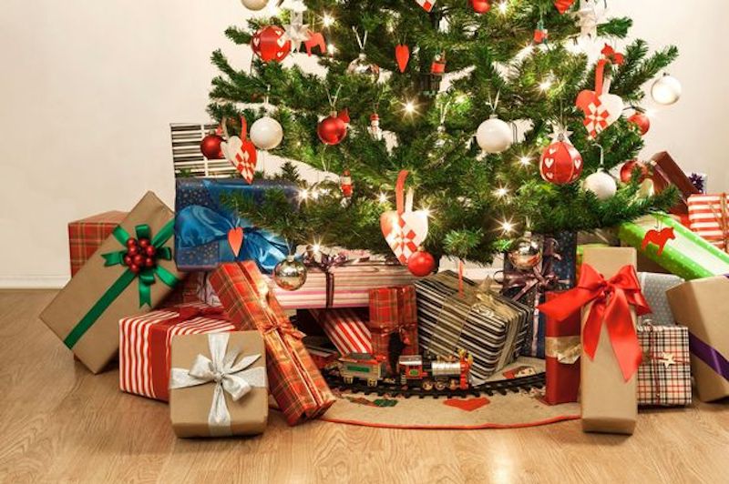 Coldiretti: al via riciclo regali di natale per un italiano su 4